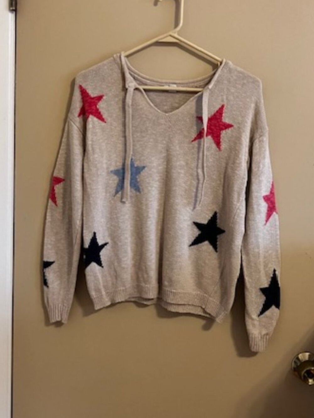Stars Sweater with Strings